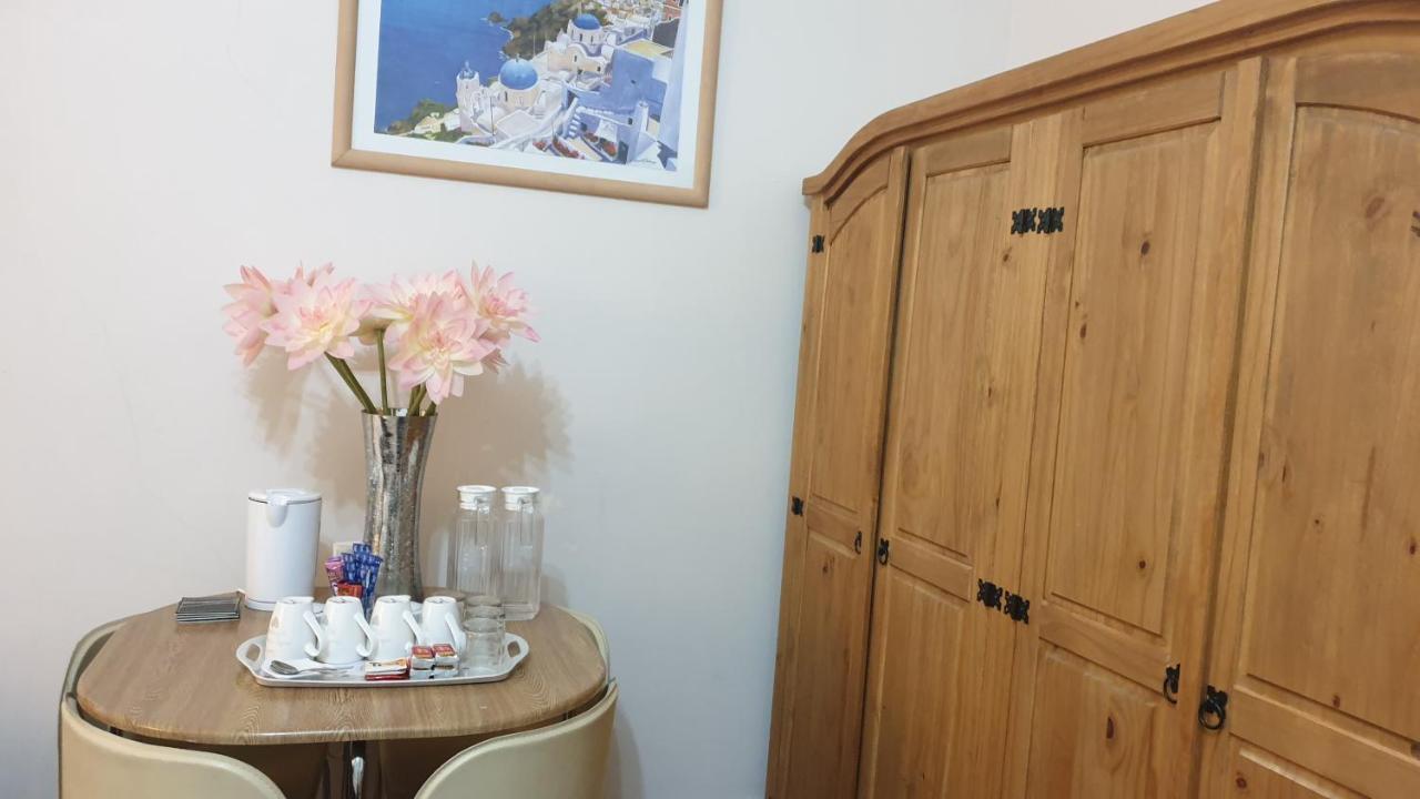Gabriel Guesthouse Ріл Екстер'єр фото