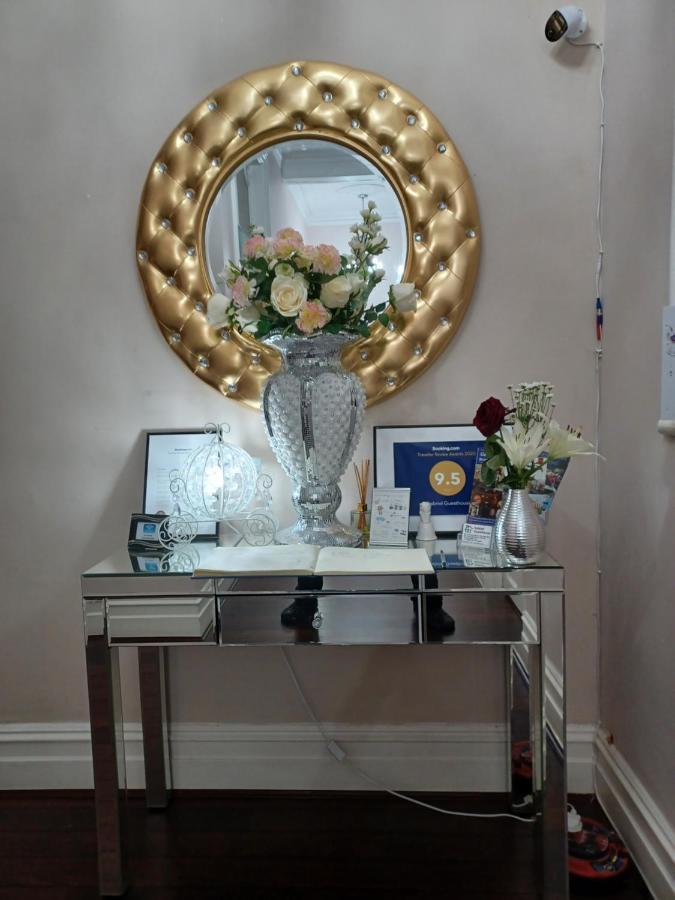Gabriel Guesthouse Ріл Екстер'єр фото