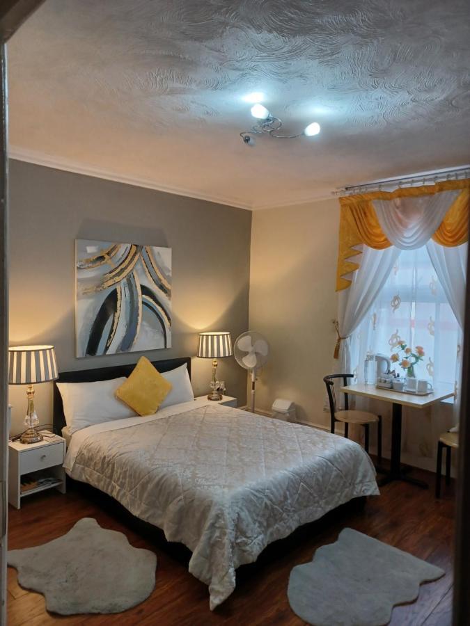 Gabriel Guesthouse Ріл Екстер'єр фото